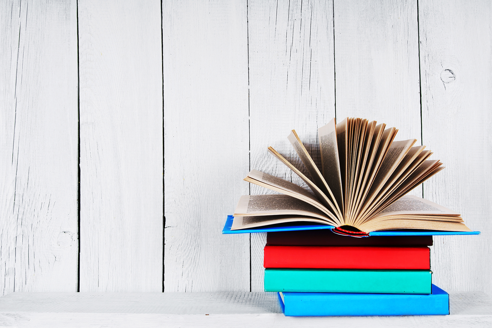 Now available: 2-level course for very young learners of English.